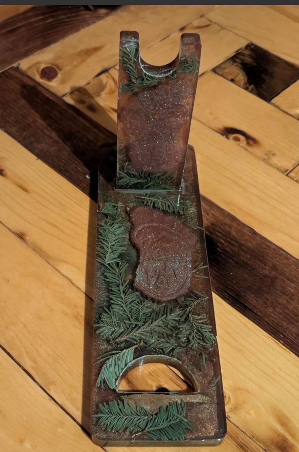 Hand crafted resin Bigfoot wine/whiskey bottle holder